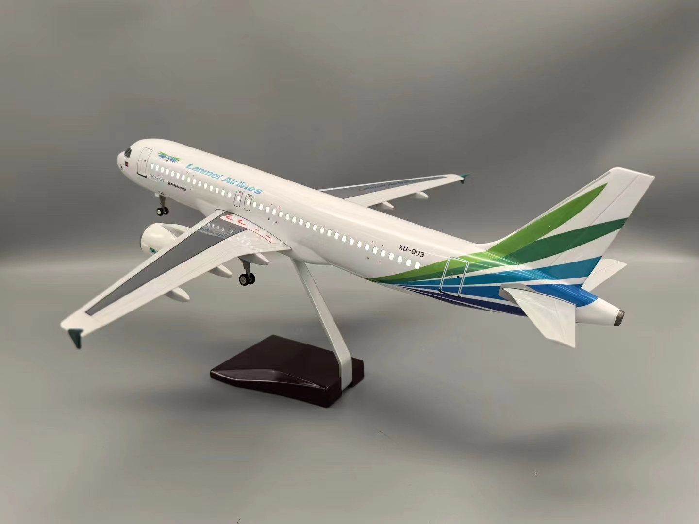Souvenir Plane Toy 47CM 1/142  – Model Airplane Plastic recenzja i cena