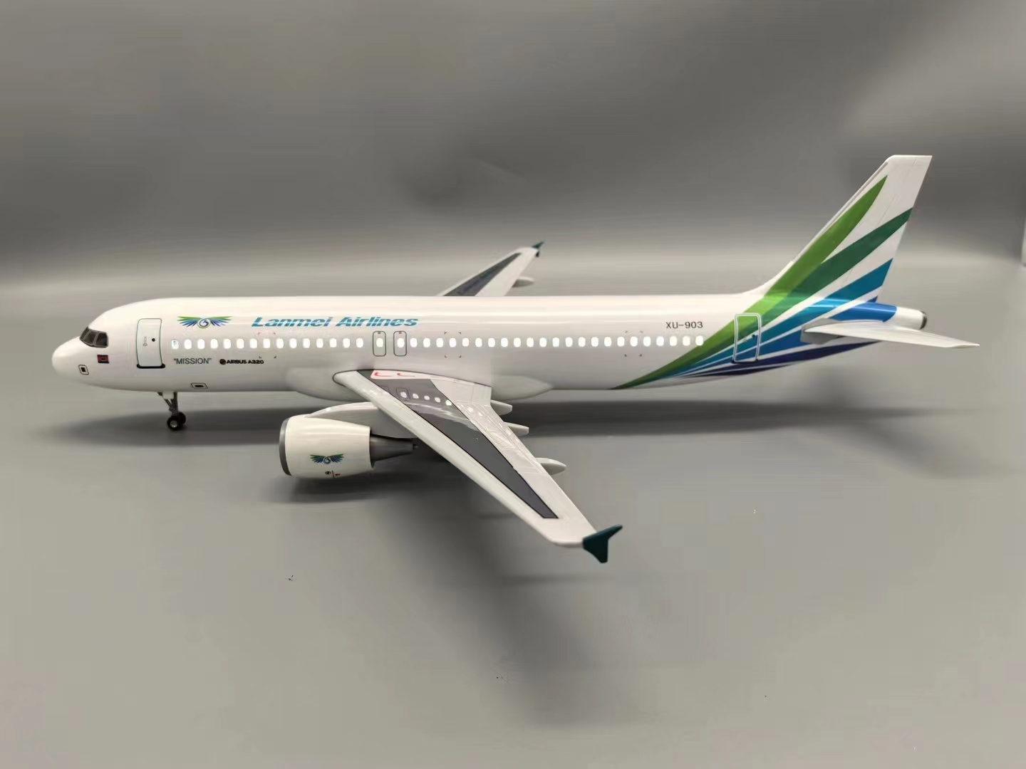 Souvenir Plane Toy 47CM 1/142  – Model Airplane Plastic recenzja i cena